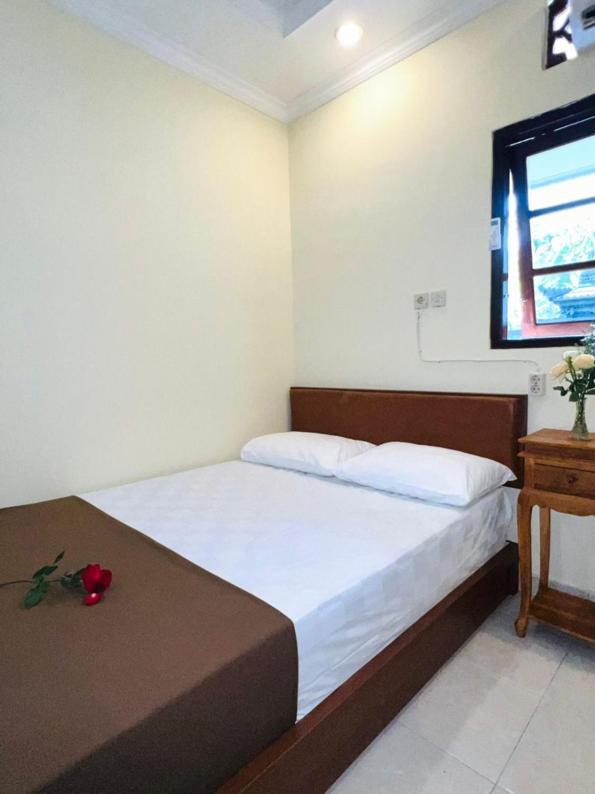 Zigiz Lovina Hostel Bagian luar foto