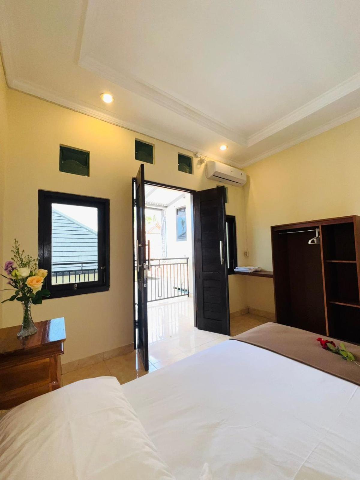 Zigiz Lovina Hostel Bagian luar foto