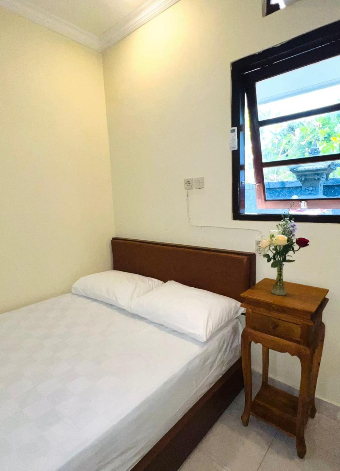 Zigiz Lovina Hostel Bagian luar foto